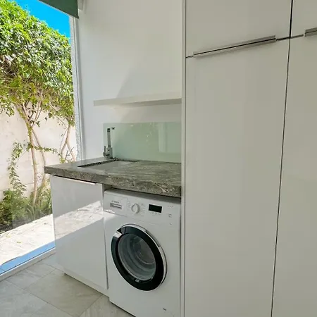 Rodriguez Acosta, 22 Villa *