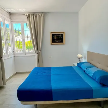 Rodriguez Acosta, 22 Nerja